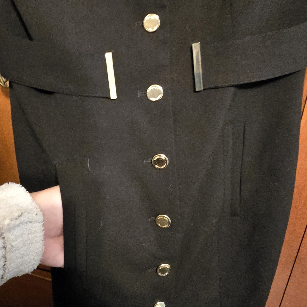 Elegant High Collar Calvin Klein Black Button-Down Dress - Picture 5 of 7
